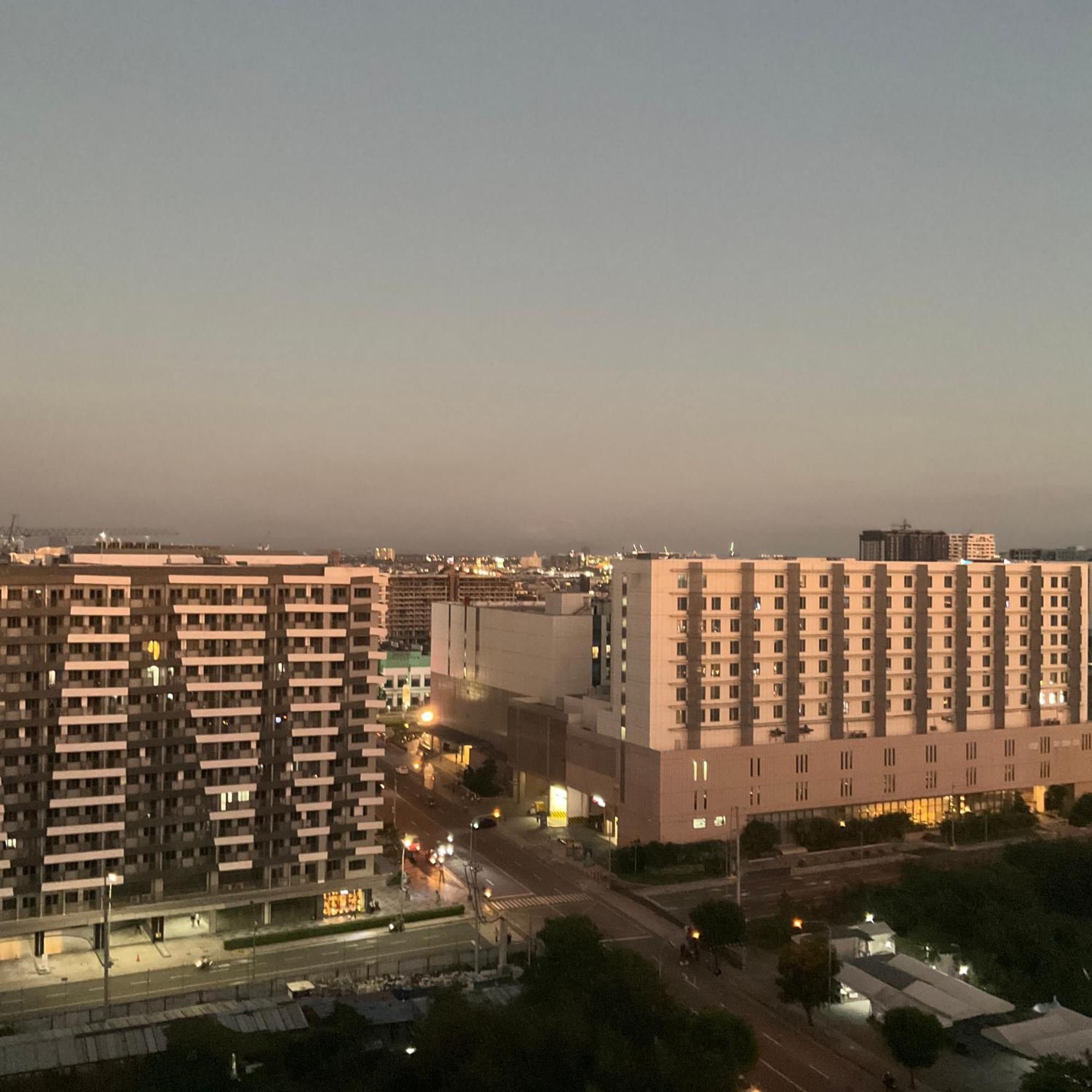 Sea Residences In Pasay Near Mall Of Asia Exterior photo